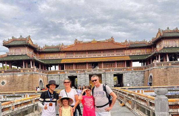 Hue: Exploring Royal City with Multi Options and Dragon Boat
