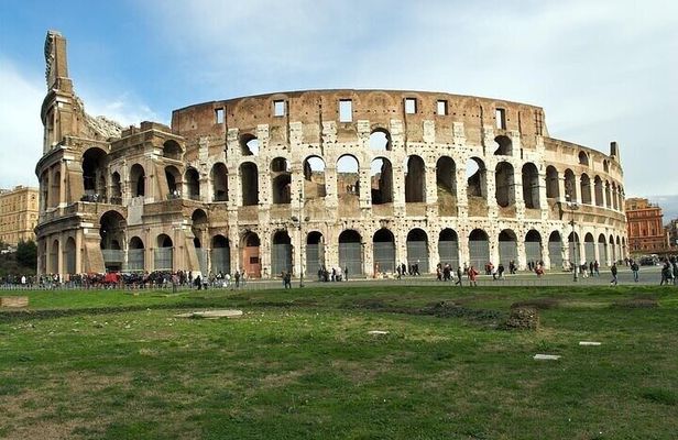 Colosseum Roman Forum and Palatine Hill Audio Guide.