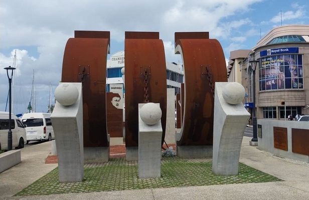 Historic Bridgetown Walking Tour with Local Guide