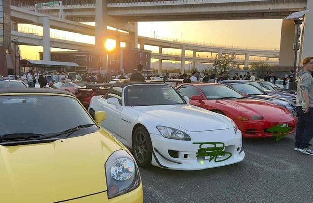 Tokyo JDM Car Meetup Experience with Random Sports Car