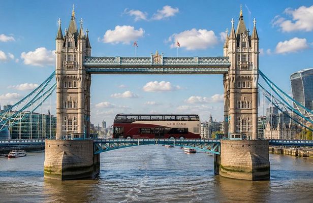 City (Tower)of London by LE GRAND - London's Luxury Bus Tour