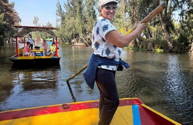 Tour Xochimilco and Coyoacán