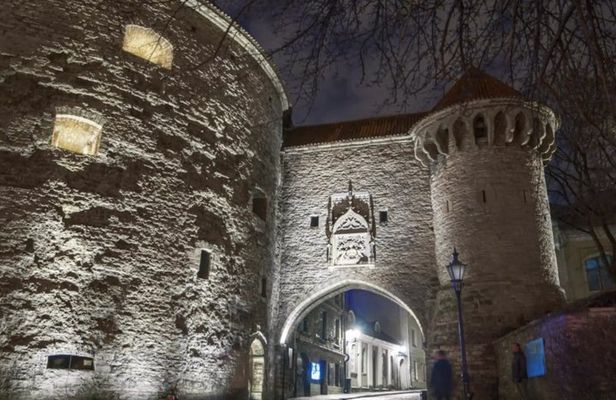 Haunted Tallinn Old Town Ghost Walk with Real Local Stories