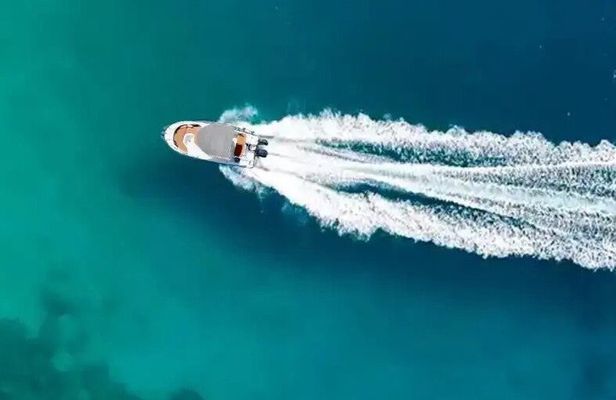 All inclusive Private Speedboat With Skipper up to 5 pers max