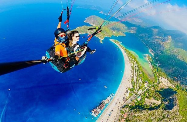 Tandem Paragliding with Professionals in Fethiye, Oludeniz