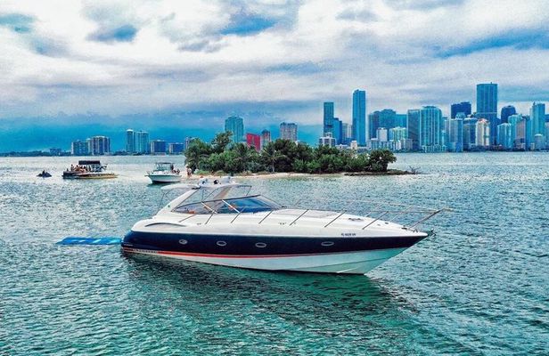 Luxury 46 Yacht Private Captained Boat Tours