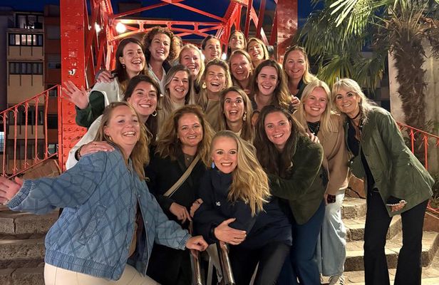 Girona Tapas and Wine Tour by Night