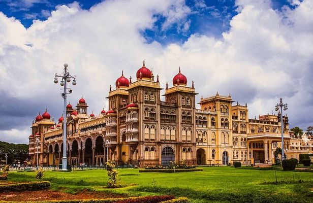 Mysore’s Best in a Day Private Sightseeing From Bangalore