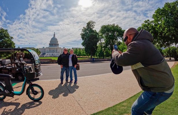 Washington DC Monuments Extended Guided Open-Air Cruiser Tour