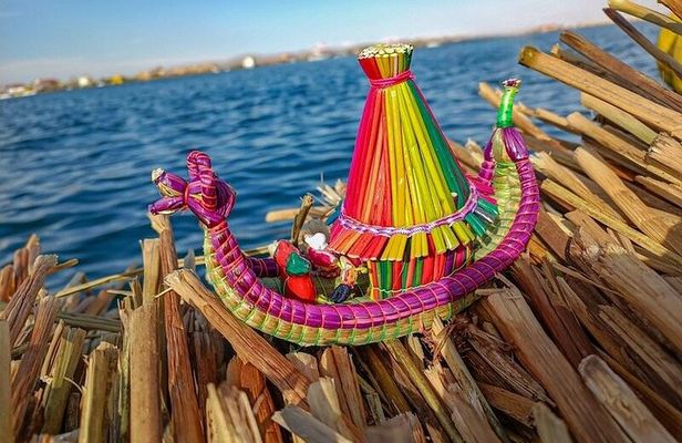 Lake Titicaca Full Day Tour to Uros and Taquile Islands