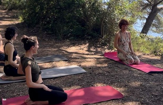 Dubrovnik Yoga and Sunset Elaphite Islands Boat Tour