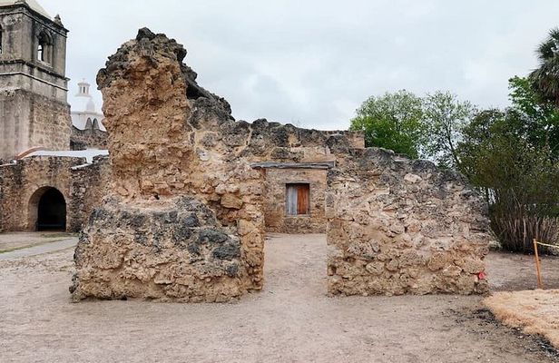 San Antonio and Missions Combo Tour History Culture and Landmarks