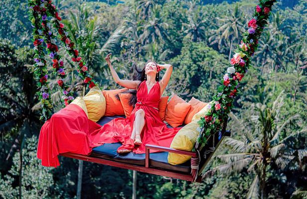 Bali Custom Private Tour with Professional Photographer Drone