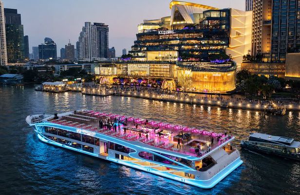 Bangkok Super Galaxy Luxury Dinner Cruise on Chao Phraya River