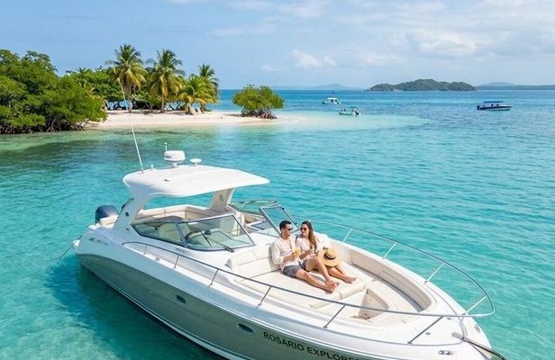 Day trip to the islands and beach club in Cartagena