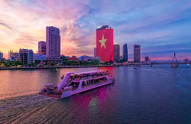 Da Nang Private Tour Poseidon Dinner Cruise and Hotel Transfer