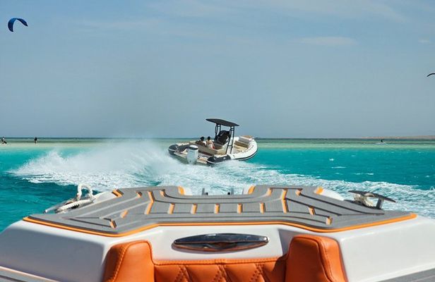 Hurghada Private 4hrs Speed Boat Trip Swim With Dolphins & Island