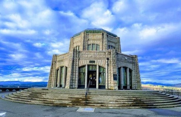 Columbia Gorge Half Day Tour 3 Waterfalls and Vista House