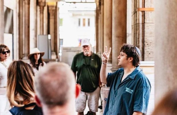 Budapest Jewish Private Tour with Benjamin