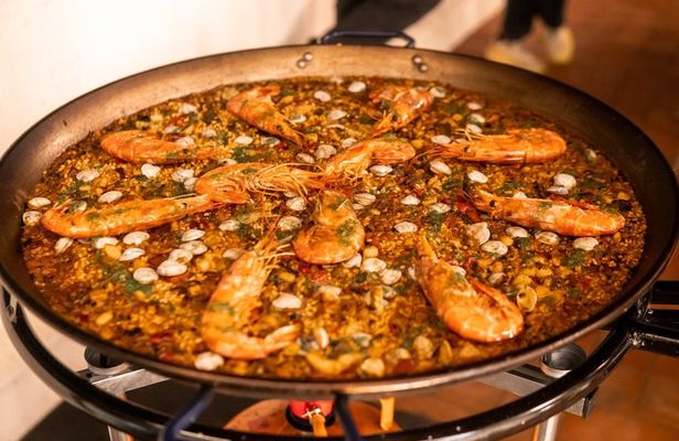 Barcelona: Paella & Tapas Cooking Class with Sangria Making