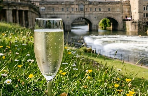 Pulteney Weir Prosecco Cruise on the River Avon in Bath
