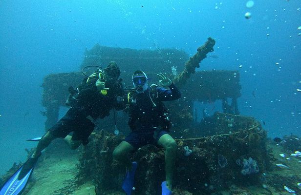2-Tank Scuba Dive: Puerto Morelos Reef & Shipwreck | Small Groups