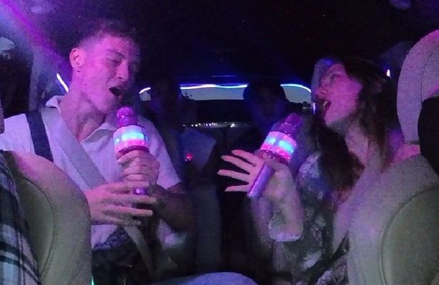San Diego Karaoke Party Ride Private Car’raoke