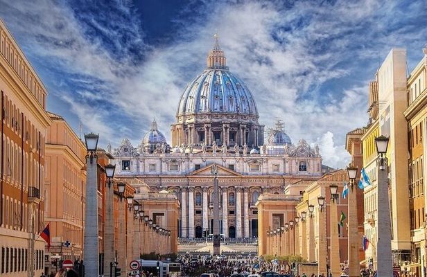 Rome: Guided Tour of the Vatican and Sistine Chapel