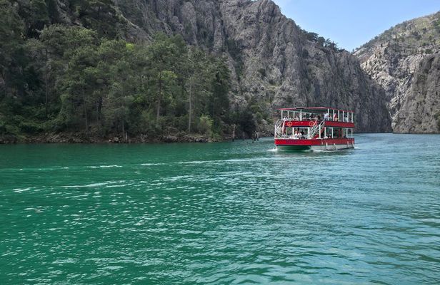 Alanya Green Canyon Boat Trip with Lunch and Hotel Transfer