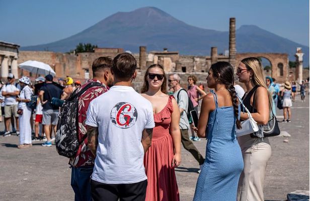 From Naples Pompeii Tour with Guide Ticket and Transfer Included