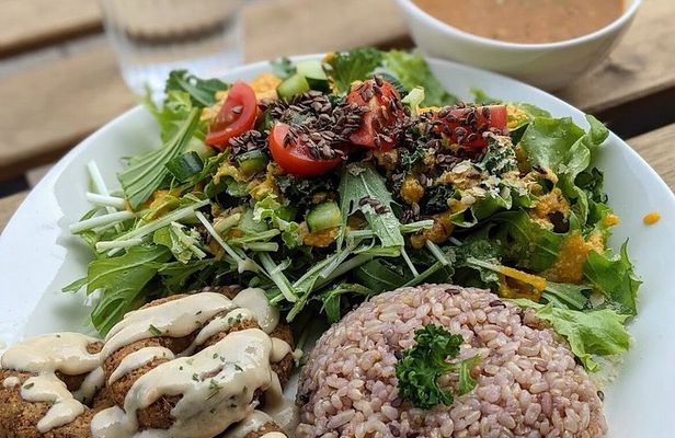 Tokyo Vegetarian and Halal Food Private Tour with Licensed Guide
