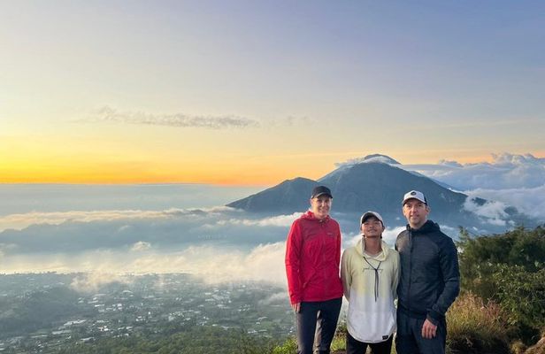 Mount Batur Sunrise Trekking Adventure with Breakfast