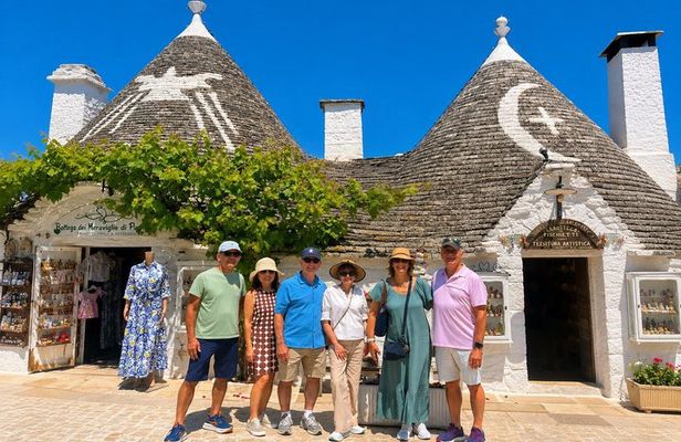 Alberobello Walking Tour with Local Guide