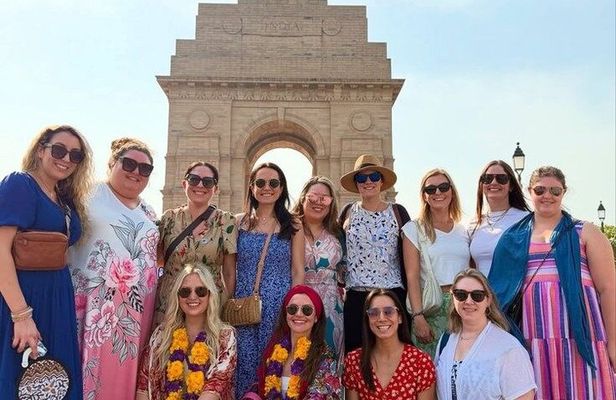 From Delhi : 8 Day Golden Triangle Tour with Varanasi with FLight