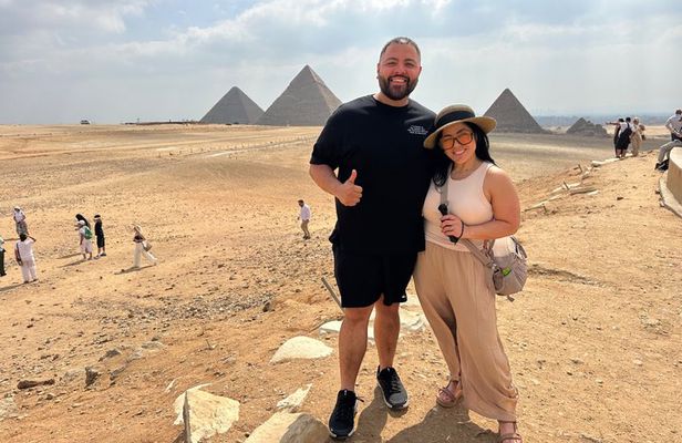 Cairo Pyramids Tour: Giza, Sphinx, Saqqara, Memphis & Dahshur