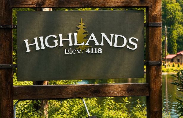 Carolina Waterfalls and Highlands Private VIP Boutique Tour