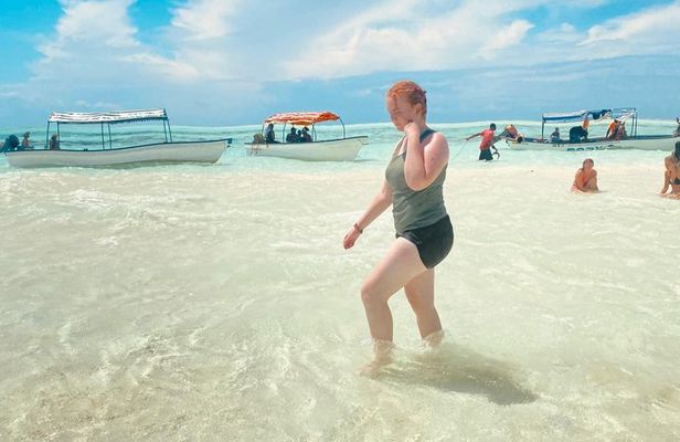 Zanzibar Full Day Tour: Stone Town, Prison Island & Nakupenda