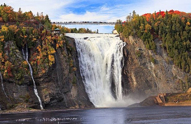 Quebec: Montmorency Falls and Basilica Private Half-Day Tour