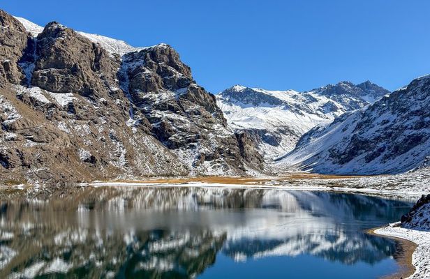 Santiago : Hike Cajon del Maipo, Laguna, Brunch and Chocolate