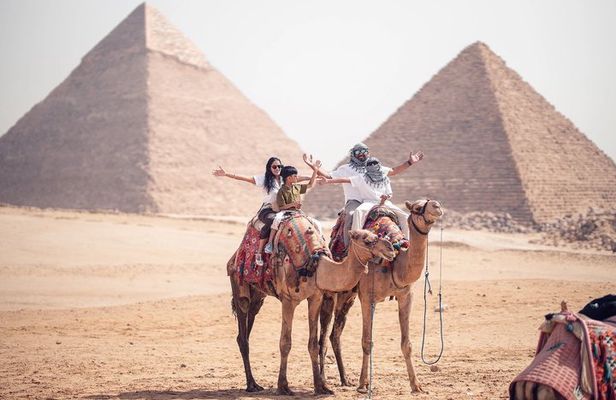 Private Giza Pyramids Great Sphinx Day Tour from El Alamein