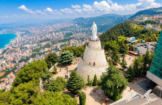 Jeita Grotto, Harissa & Byblos Small Group Tour with Lunch