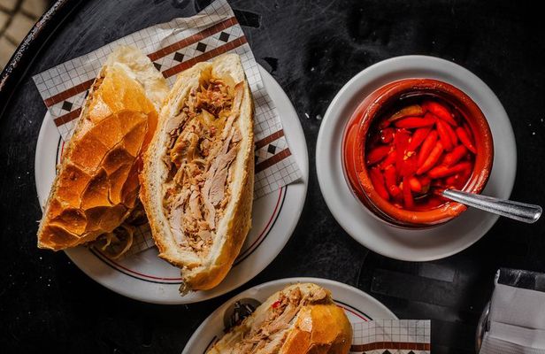 São Suppers Food Tour with 12+ Tastings