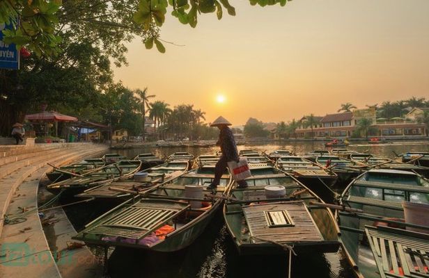 12 Authentic Days from Hanoi to Saigon