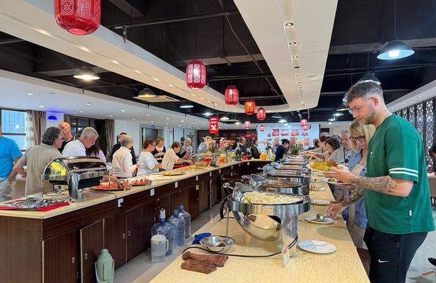 All-Inclusive Terracotta Army Tour with Premium Buffet Lunch