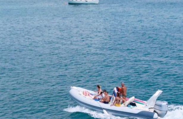 Cagliari Boat tour dinghy stops ,snorkeling ,aperitif included
