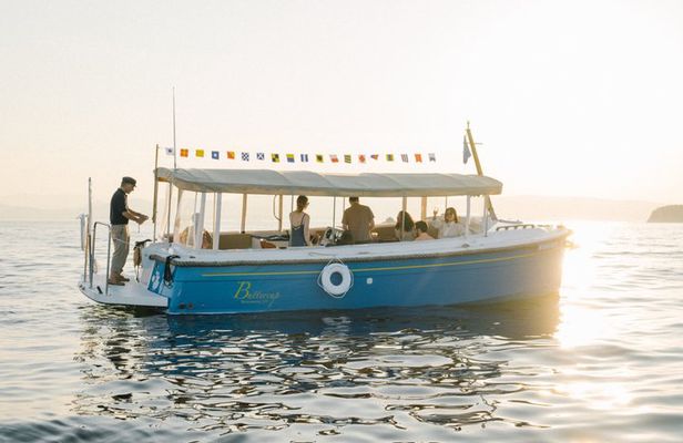 Public Daytime Picnic Boat Cruise