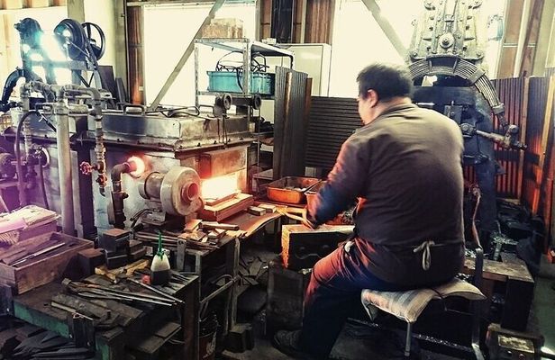 Tsubame Sanjo Fruit Knife Making Tour with Licensed Guide