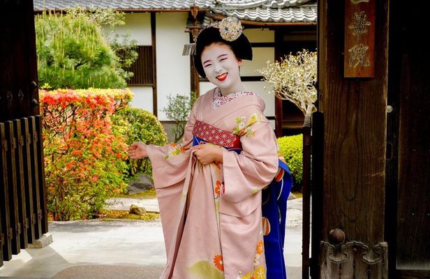 Kyoto Exclusive Temple Maiko Dance Zen Garden and Tea Experience