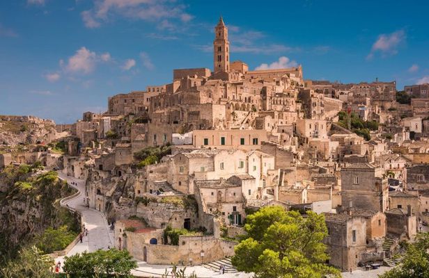 tour from Bari by bus to Matera and Altamura with Guide to Matera