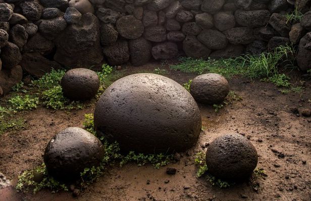 Private Full Day Tour on Easter Island "The Moai is born"